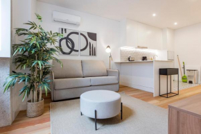 Downtown Wonder Flat w/ AC by LovelyStay